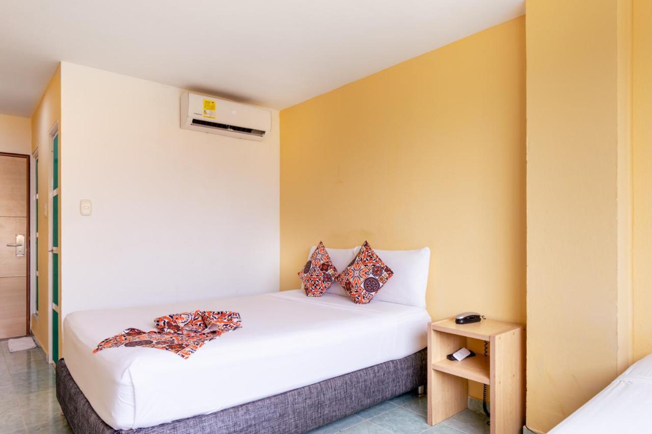 Hotel Portobahia Santa Marta  Buitenkant foto